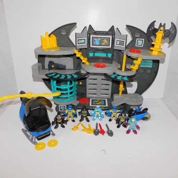 Fisher Price Imaginext DC Super Friends Batman Batcave w Accessories Figures - Picture 1 of 10